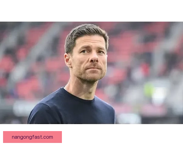 阿隆索执教勒沃库森战术升级全景解读高位压迫成功率提升背后的制胜逻辑 阿隆索执教勒沃库森战术升级全景解读高位压迫成功率提升背后的制胜逻辑
